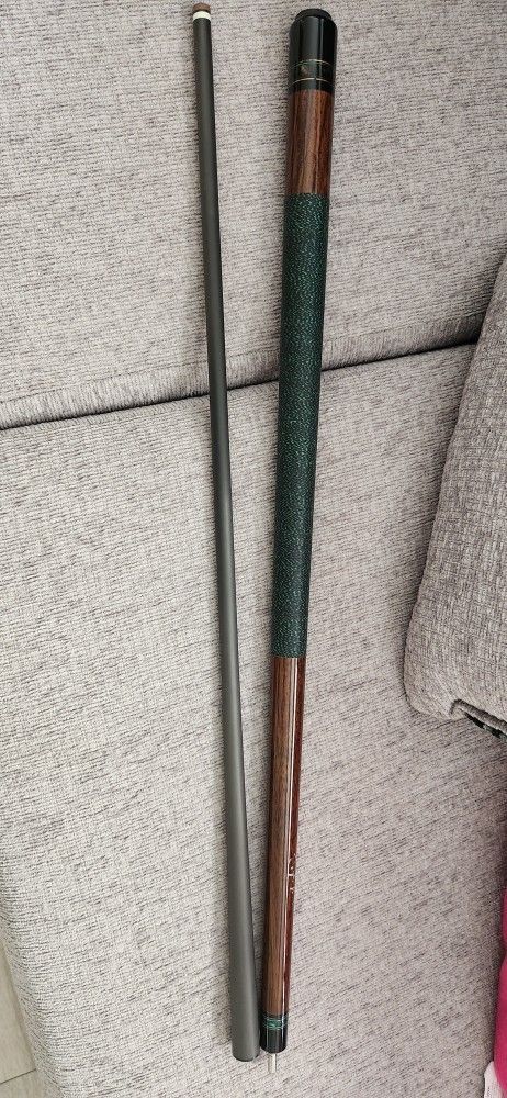 Viking Cue And Jacoby Black Shaft