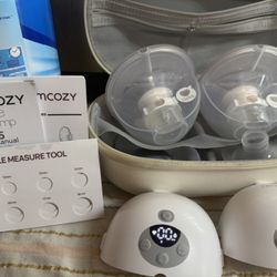 Momcozy Wearable Breast Pumps