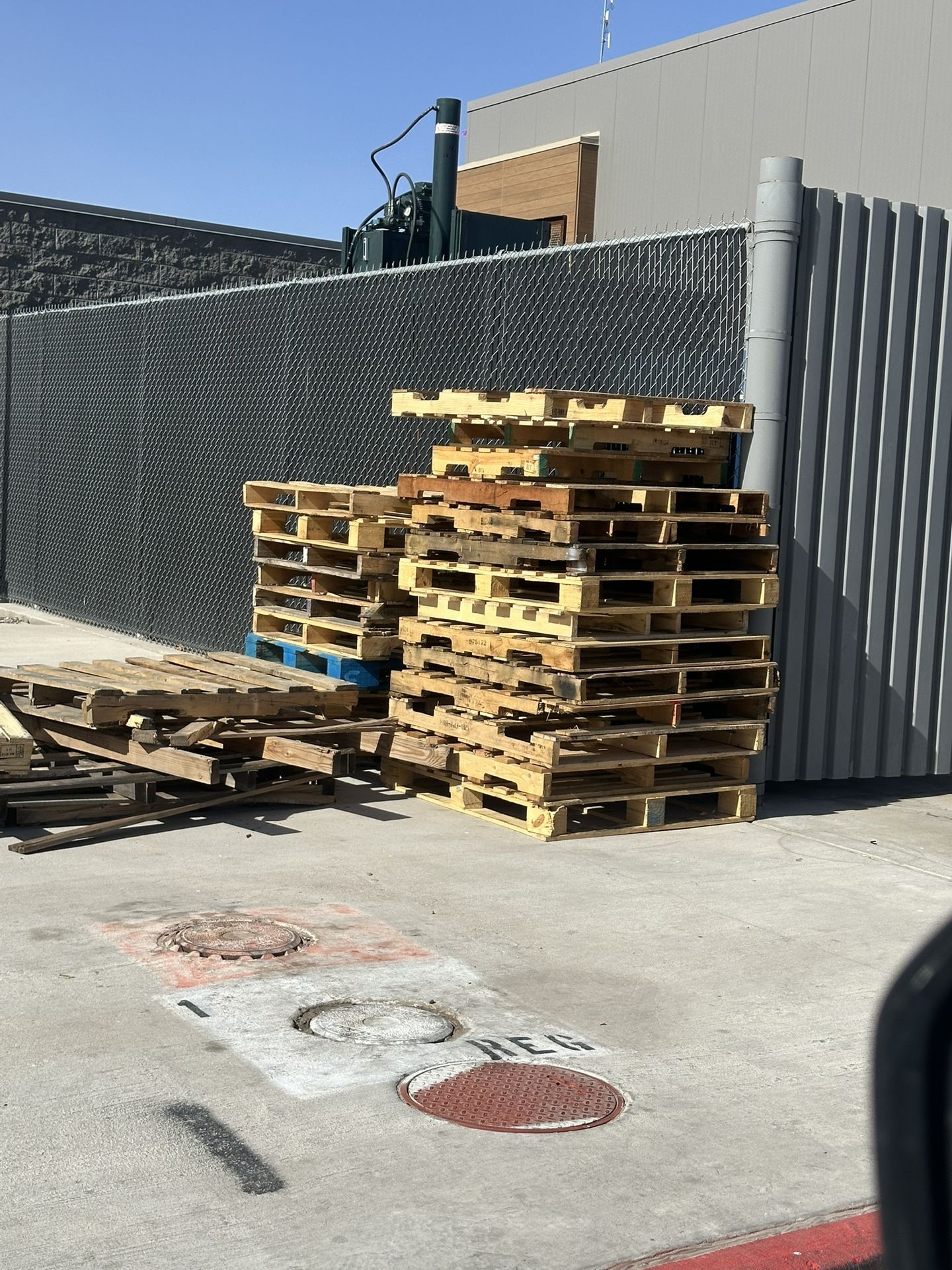 Free Pallets