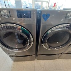 Kenmore Front Load Washer And Electric Dryer Set with Pedestal
