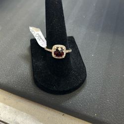 CUSHION GARNET RING