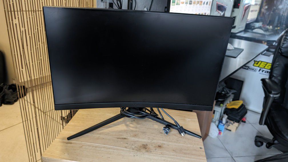 24" Gaming Curved Monitor Msi