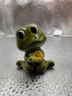 Rare Vintage Neil the Frog Figurine 1970s Sears Ceramic Green Frog Yellow Flower