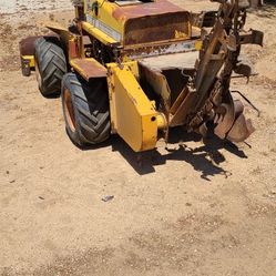 Davis 20+4 Trencher 