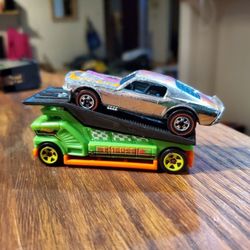 1,500+ diecast cars (Hot Wheels, Matchbox, some vintage)