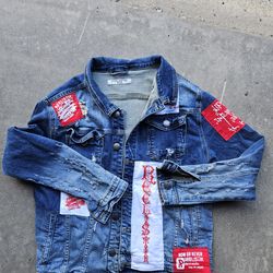 REELLISTIK NYC Distressed Denim Jacket Womens Large Patch Graphic Streetwear Blue