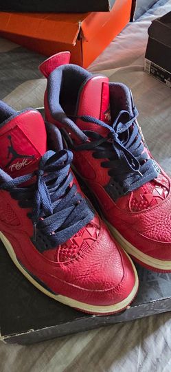 Air Jordan 4 Retro SE