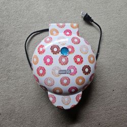 Mini donut maker