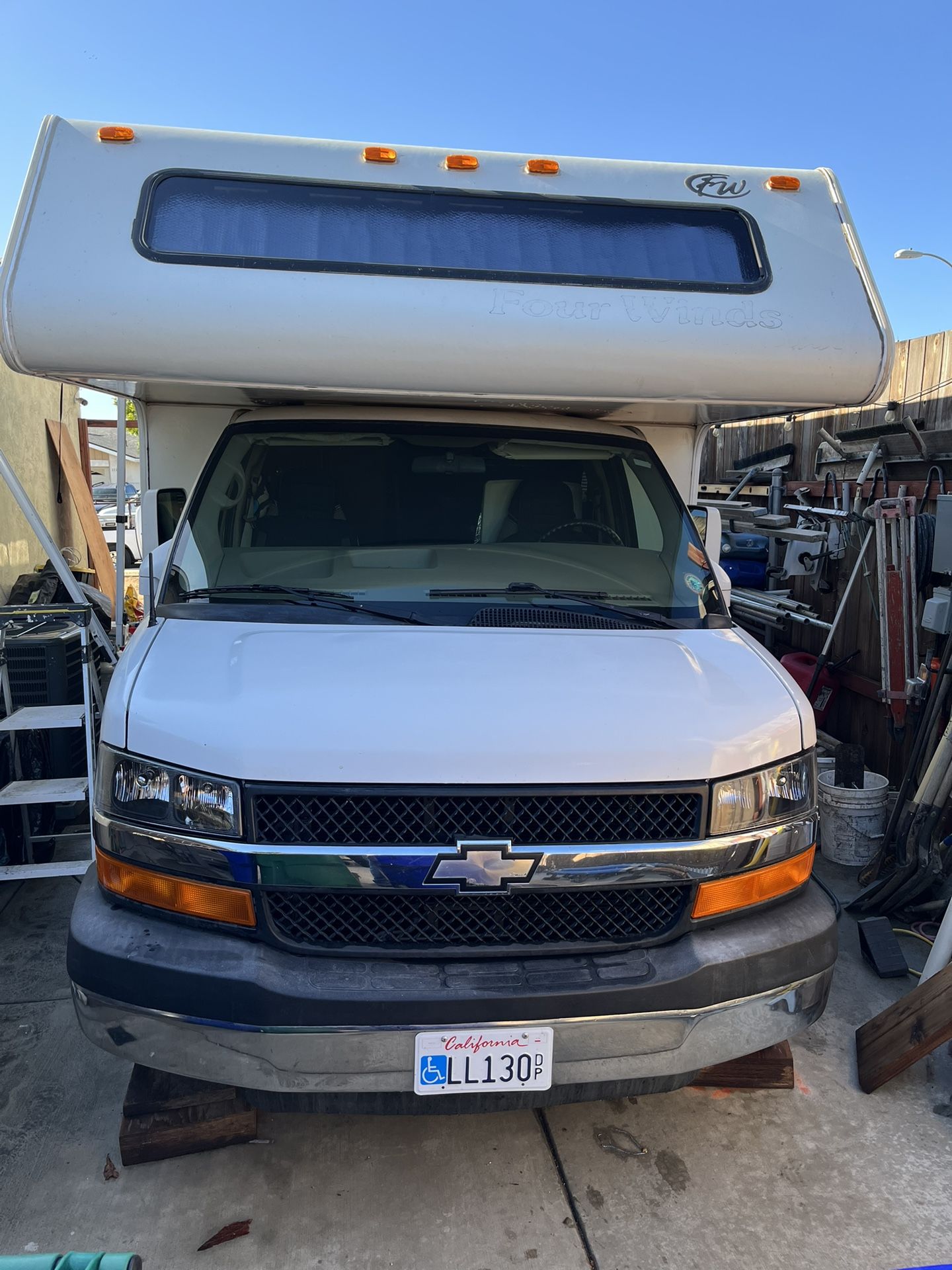 Rv C-class Chevrolet Four Winds 28ft