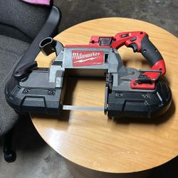 Milwaukee Bandsaw