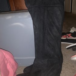 Women’s High knee Boots
