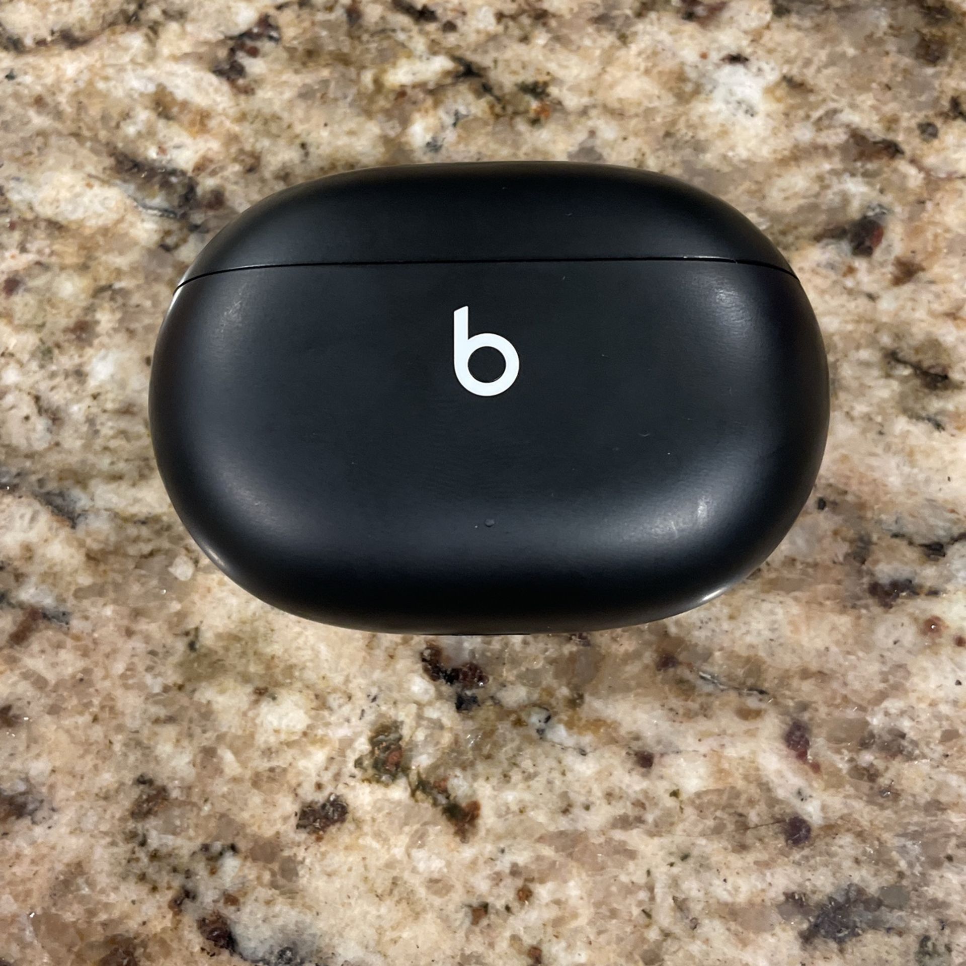 Beats Studio Buds