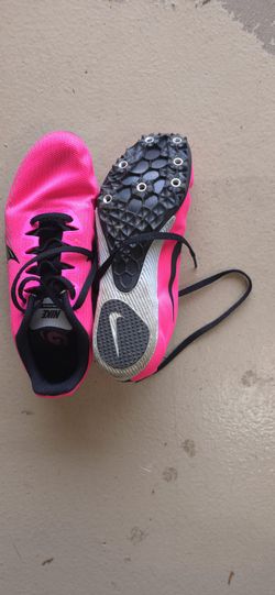 Girls Nike Spikes - Size 4.5