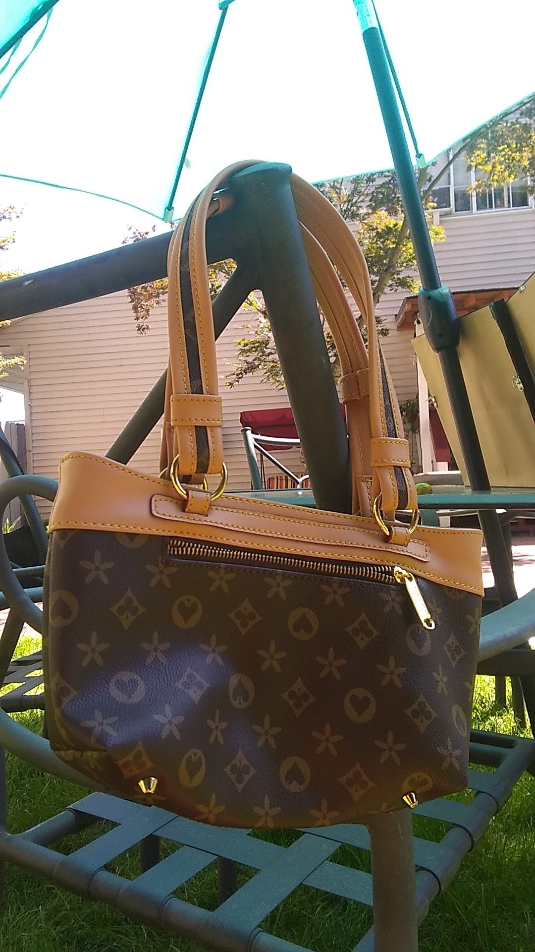 hand bag