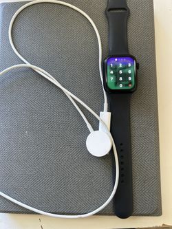 Apple Watch SE Second Generation Midnight
