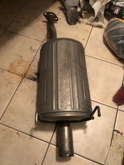 Muffler oem Acura rsx 2002