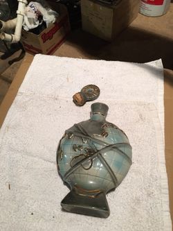 Liquor decanter