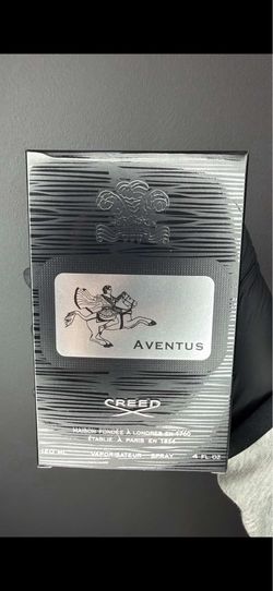 Men and women colognes perfumes