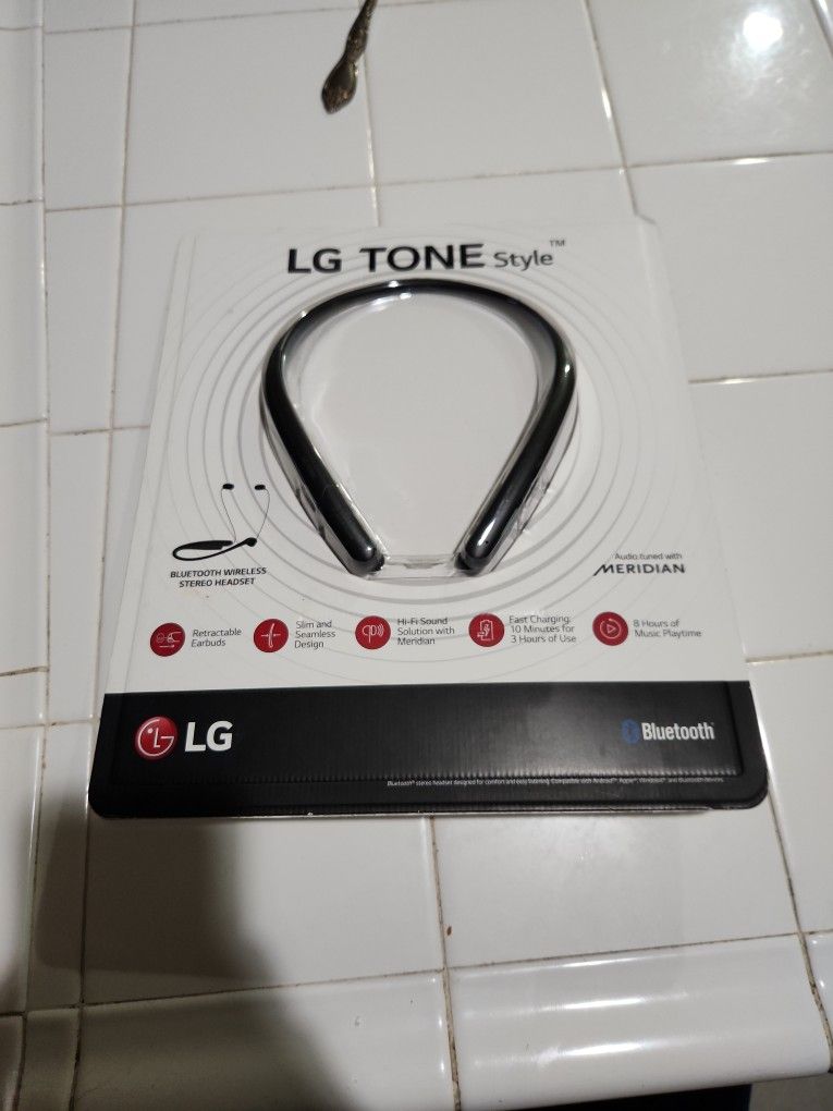 LG Tone Style