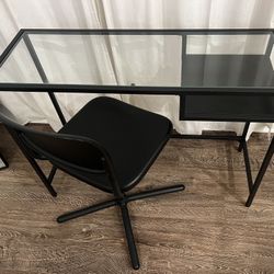 Desk - Black/Glass - Ikea Vittsjo 