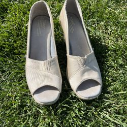 TOM’S Open-Toe Wedge