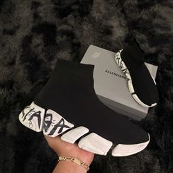 Balenciaga Speed 2.0 – Graffiti