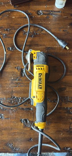 DeWalt DWE315 Corded Oscillating Multi-Tool