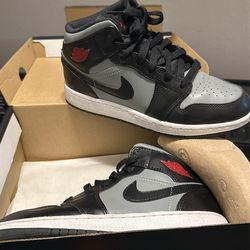 Air Jordan 1 Mid Size 4.5