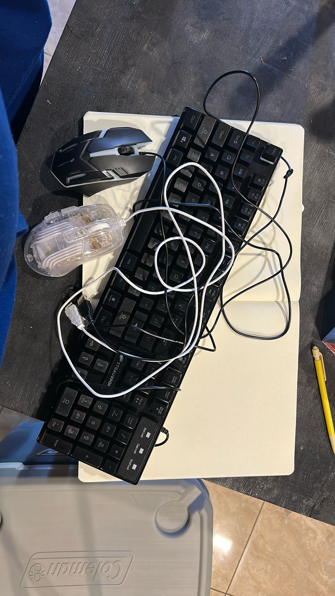 Gaming Keyboard With Two Mouse’s Make Me An Offer