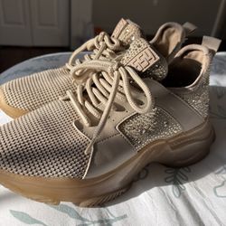 STEVE MADDEN Maxima Sneaker • Color BLUSH