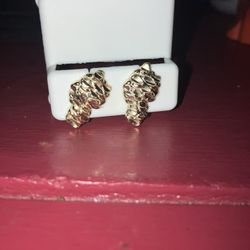 gold nugget earrings 