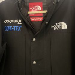 Supreme  North Face Gore-Tex Expedition jacket