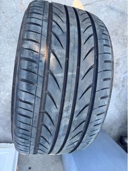 285/30/20 tire