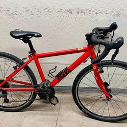 Frog  67 Road Bike For Younger Riders 