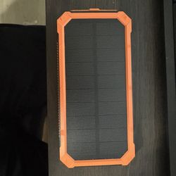 20000mAh Solar Wireless Power Bank, USB-C Fast Charge, Dual USB, Flashlight