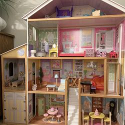 Barbie Mansion (3 Story)