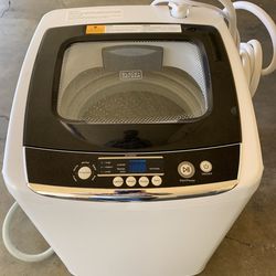 Black & Decker Portable washer 0.9 cu ft.