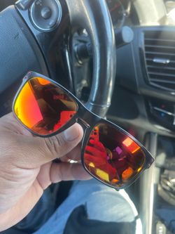 Oakley  Holbrook Sunglasses Red Prizm