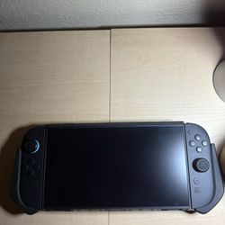 Nintendo Switch 2 – Mario Kart Bundle + Pro Controller & Extras (Like New)