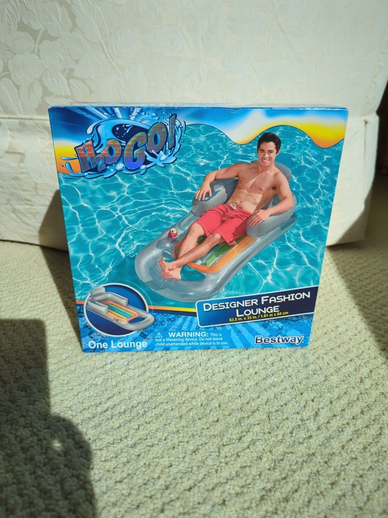 Pool Lounge Float