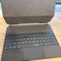 12.9” Magic Keyboard For iPad Pro 