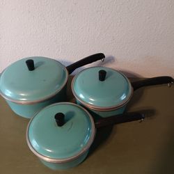 MCM Club Aluminum (3) Saucepans w/Lids Set