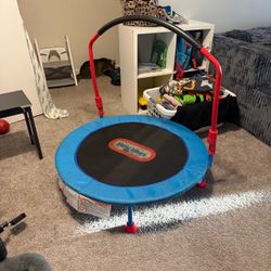 Kids trampoline
