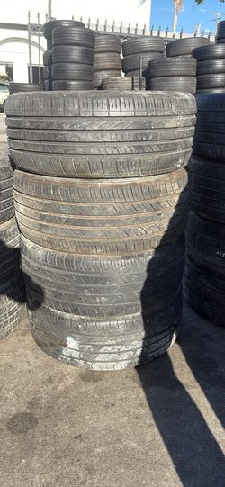The used tires with 90% the life brand Kumho 225/45/R17
