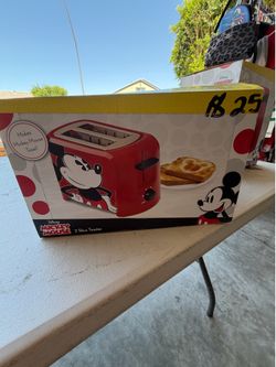 Mickey Mouse toaster