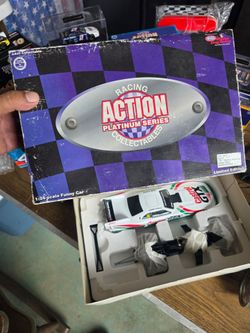 Action Platinum Series John Force 1:24 Funny Car