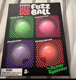 NEEDOH FUZZ BALL 4 pack