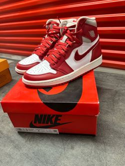 8.5 Women’s - Nike AJ1 - Red/ Grey/ White