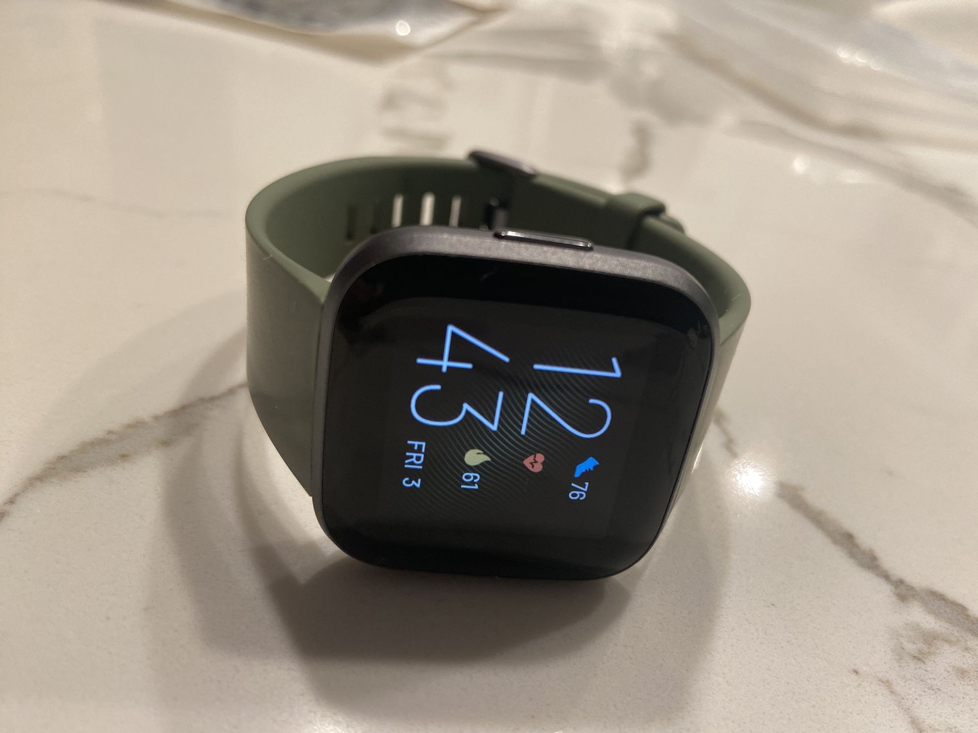 Fitbit Versa 2