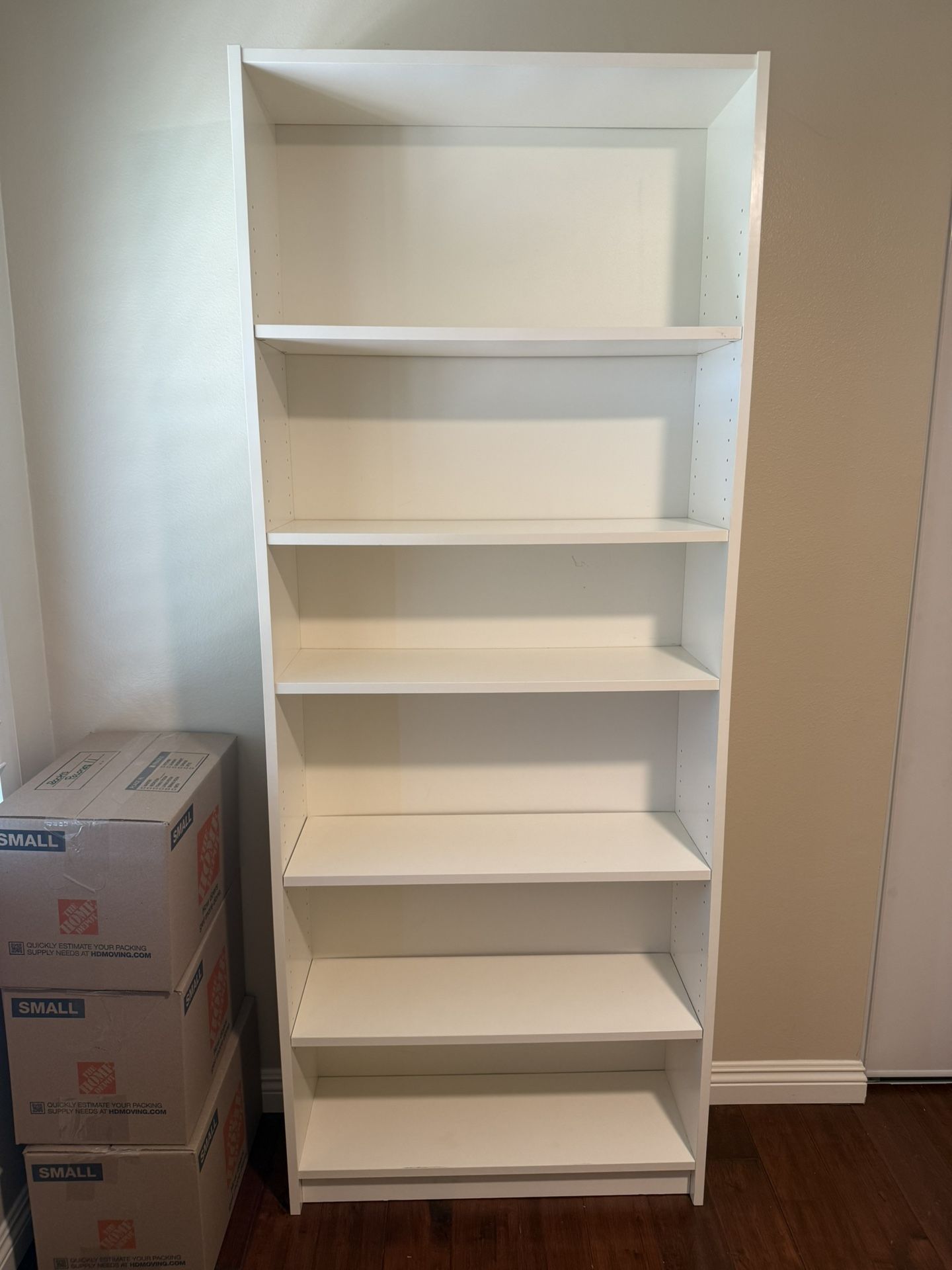 Bookshelf (IKEA White)